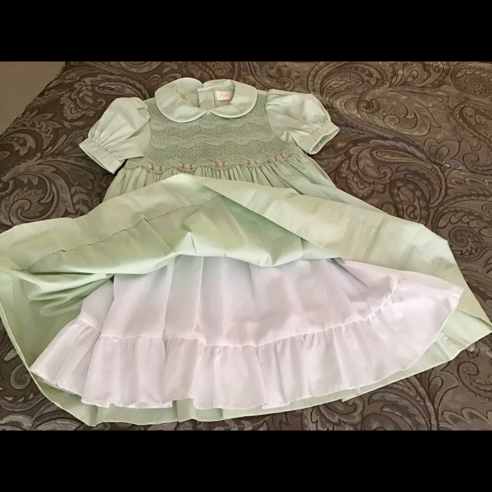 Beautiful girls dress - Picture 5 of 5